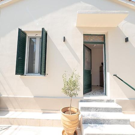 Sunny Yard Apartments Poros Town Buitenkant foto
